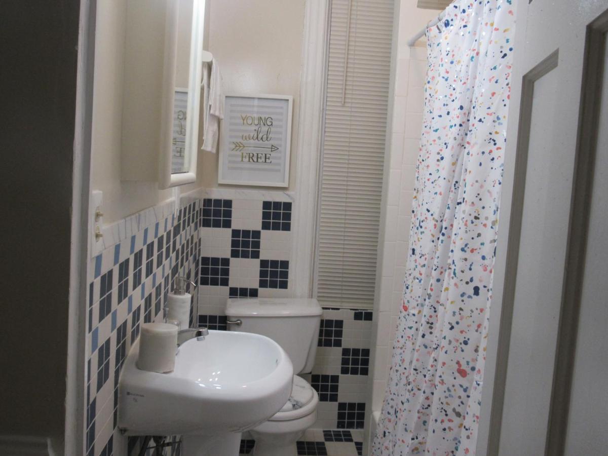 Located In The Noma-Gallaudet Neighborhood Apartamento Washington Exterior foto